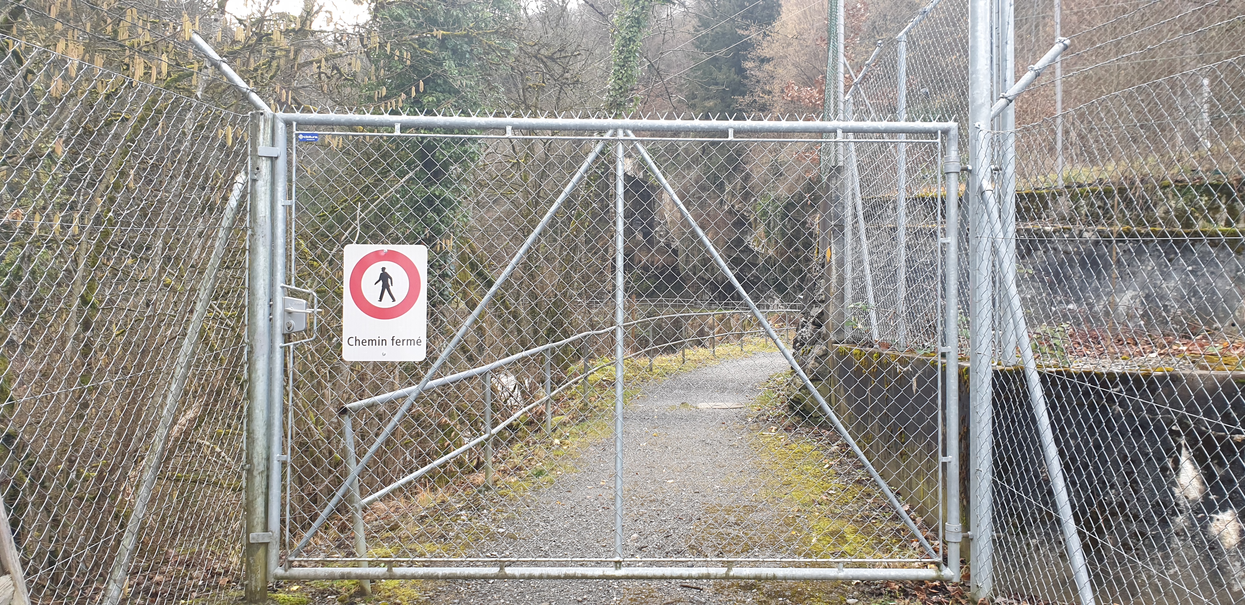 Risqué, le sentier des Gorges de la Vièze est fermé aux randonneurs